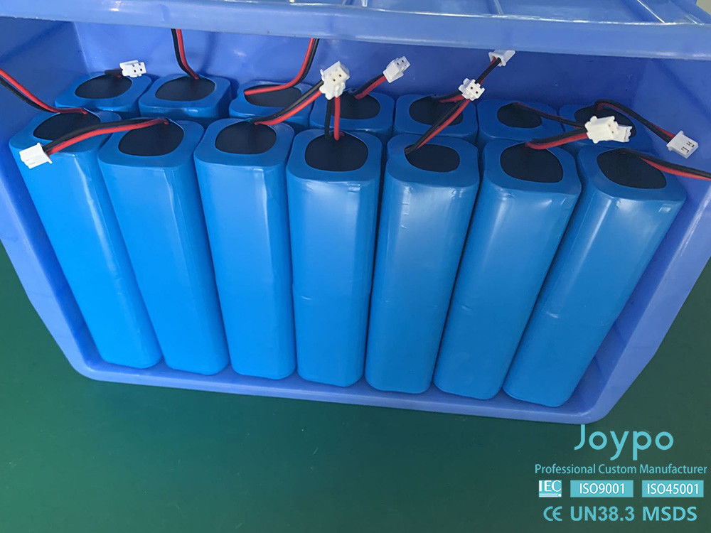 3.7V 18650 OEM Batería de litio 14.8V 5000mAh 4S2P para robot cortador de césped