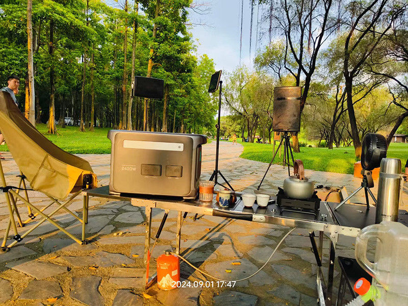 LiFePO4 Batería 2400W Sistema de energía de respaldo UPS 2kva 110V 220V Generador solar para viviendas tranquilas